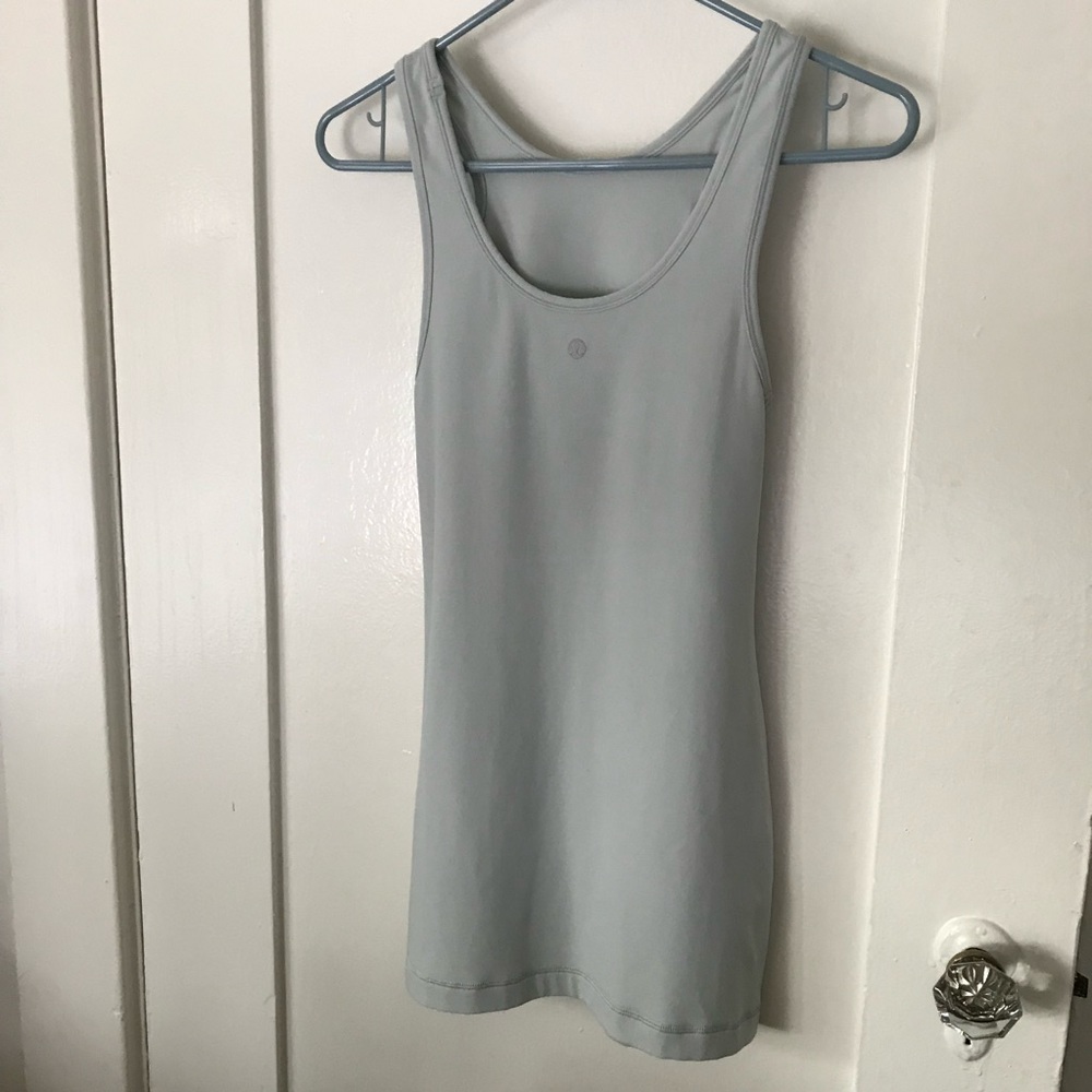 Lululemon 🍋 Front Racer Tank